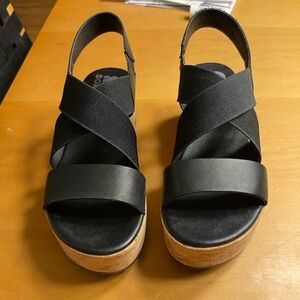 S1 - SOREL Cameron Flatform Slingback Sandal in Black excellent condition size 7